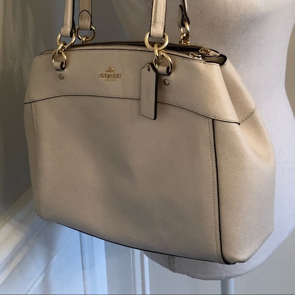 Coach White Bag - Picture 2 of 8